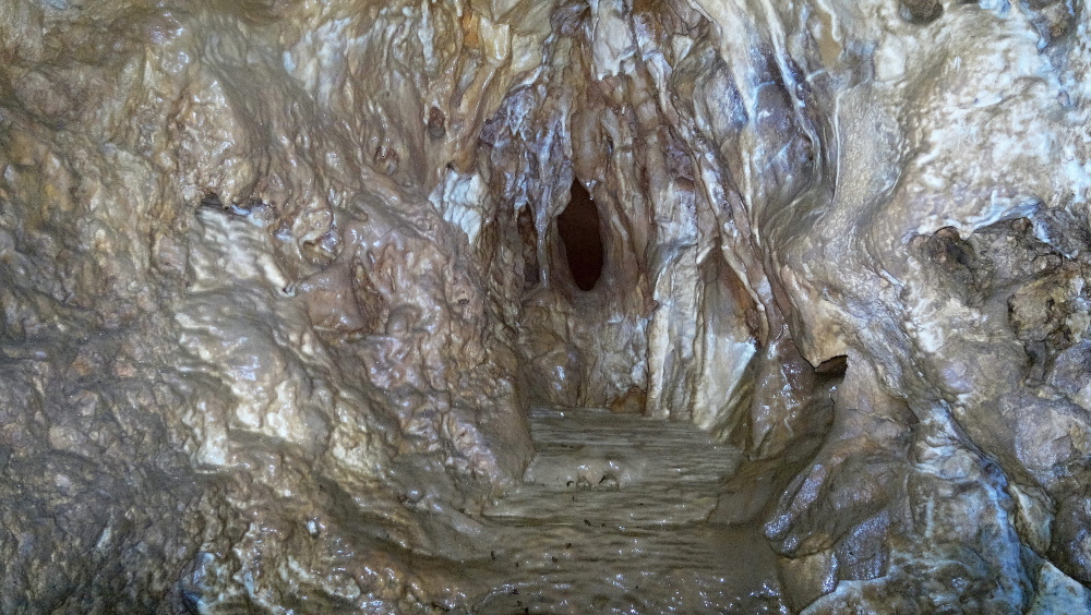 jaskinia-wielkanocna-05