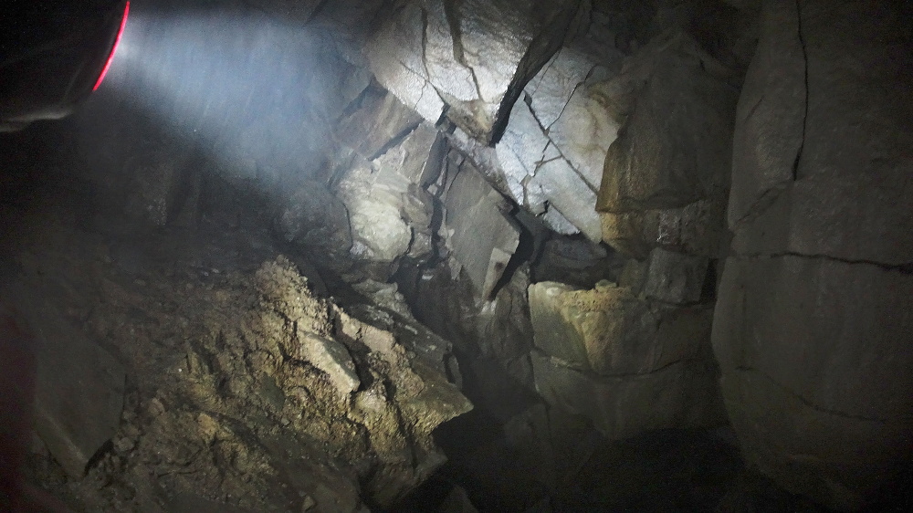 Jaskinia-dujaca-sony-DSC01485